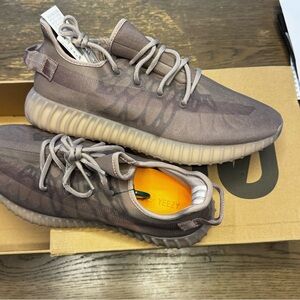 Brand new. Never worn Yeezy 350 “mono mist” size 12.5
